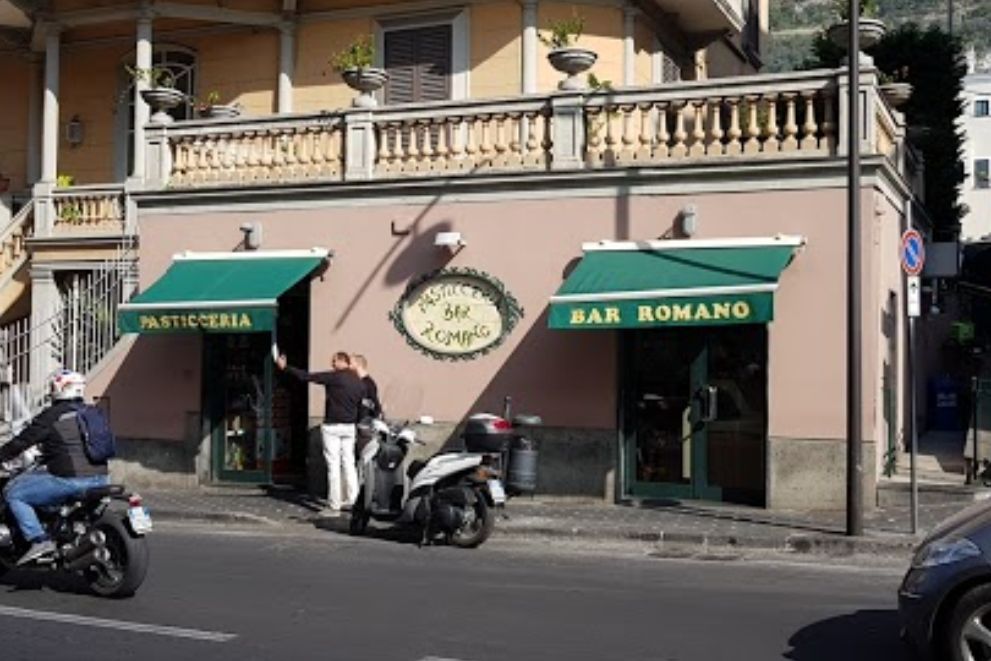 Delizie e Tradizioni       Bar Romano